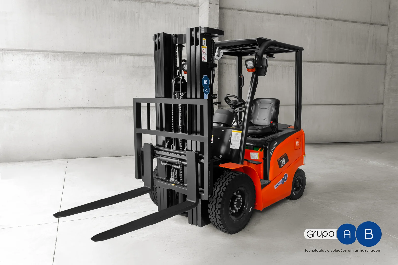 Empilhadeira Elétrica - Imagem 1